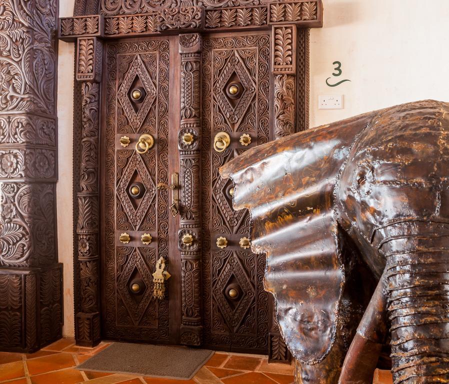 The Maji Beach Boutique Hotel -Adults Only Praia de Diani Exterior foto