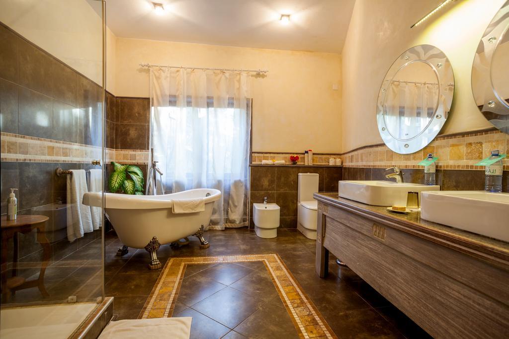 The Maji Beach Boutique Hotel -Adults Only Praia de Diani Exterior foto