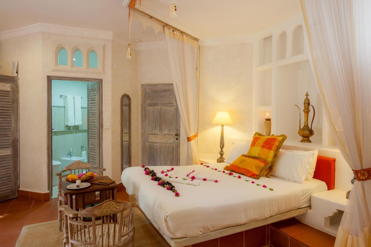 The Maji Beach Boutique Hotel -Adults Only Praia de Diani Exterior foto